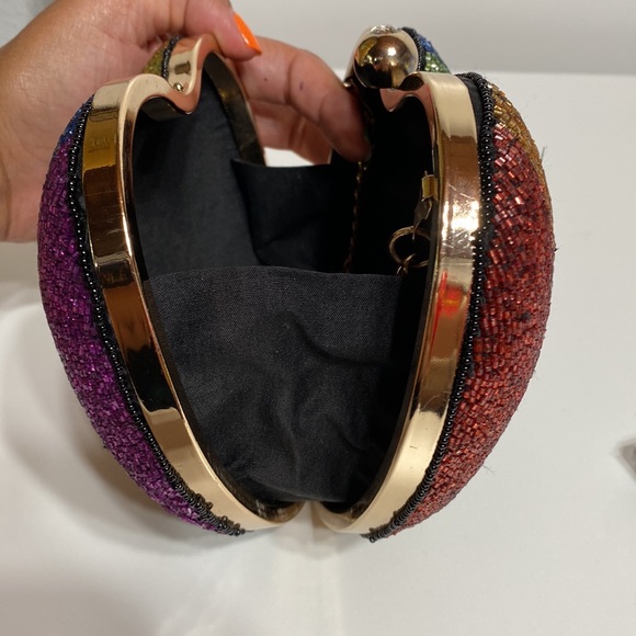 TopShop Rainbow Beaded Heart Clutch or Crossbody - Picture 8 of 16